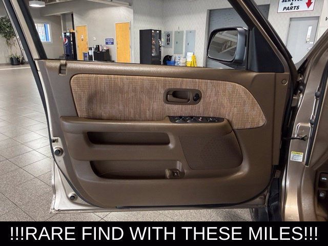 Used 2003 Honda CR-V LX image 21