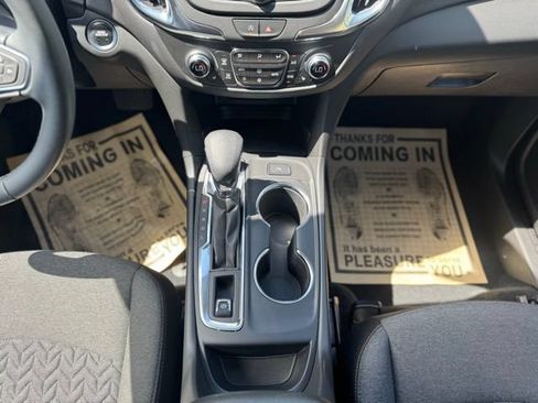 Used 2024 Chevrolet Equinox LT AWD/4WD image 26