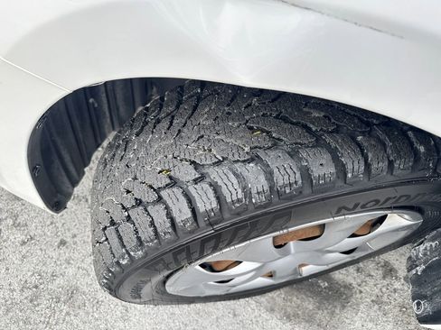 Used 2015 MAZDA MAZDA3 i Sport image 27