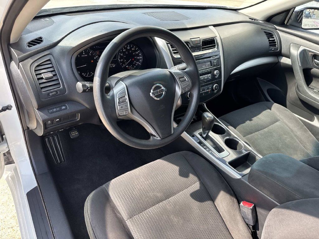 Used 2014 Nissan Altima 2.5 S FWD image 17