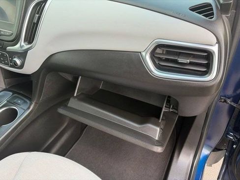 Used 2022 Chevrolet Equinox LT w/ Driver Convenience Package FWD image 42