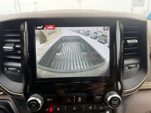 Used 2022 RAM 3500 Limited w/ Max Tow Package image 22