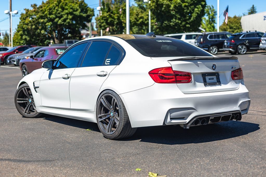 Used 2016 BMW M3 RWD image 5