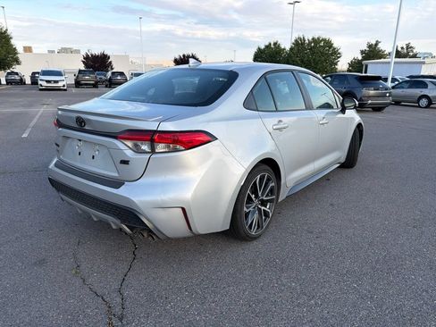 Used 2022 Toyota Corolla SE FWD image 9