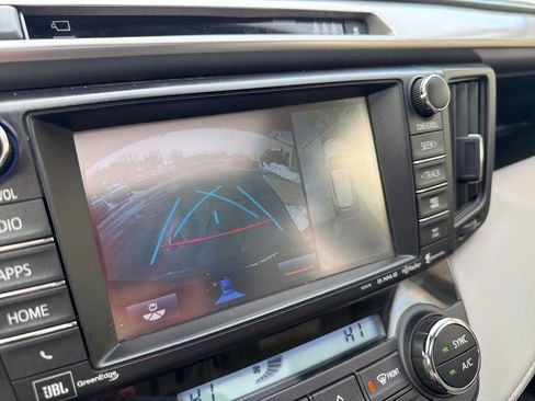 Used 2017 Toyota RAV4 Limited image 22