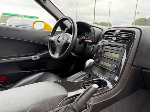 Used 2010 Chevrolet Corvette Grand Sport RWD image 20