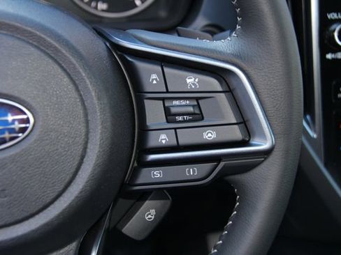 Used 2025 Subaru Forester Limited image 20