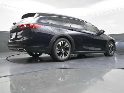 Used 2019 Buick Regal Preferred w/ Sights and Sounds Package AWD/4WD image 30
