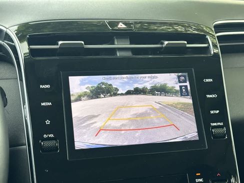 Used 2023 Hyundai Tucson SEL w/ Convenience Package AWD/4WD image 19