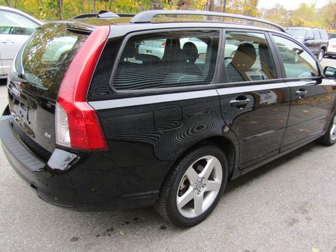 Used 2008 Volvo V50 2.4i image 14