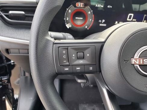 New 2026 Nissan Kicks S image 22