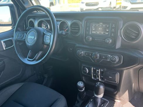 Used 2019 Jeep Wrangler Unlimited Sport S AWD/4WD image 20