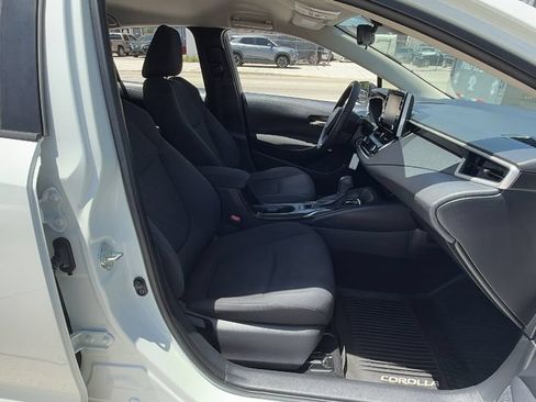 Used 2020 Toyota Corolla LE FWD image 40