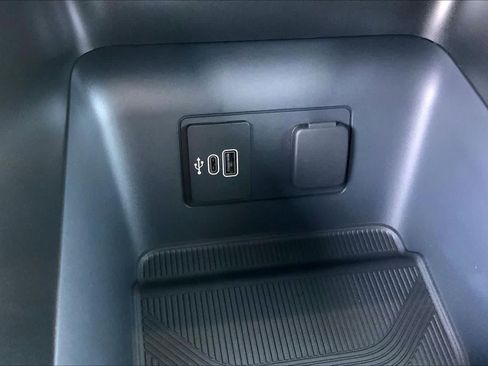 New 2026 Ford Explorer ST w/ Sun And Sound Package image 19