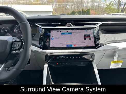 New 2026 Jeep Cherokee Overland w/ Advanced Pro Tech Group image 19