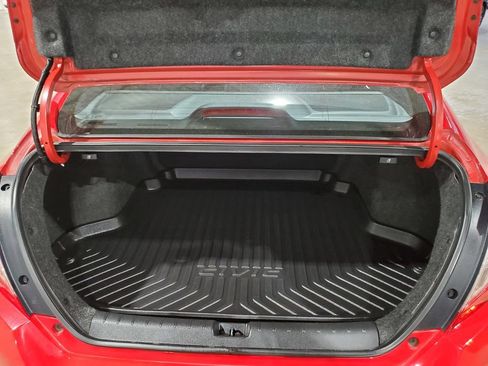 Used 2019 Honda Civic Sport image 41