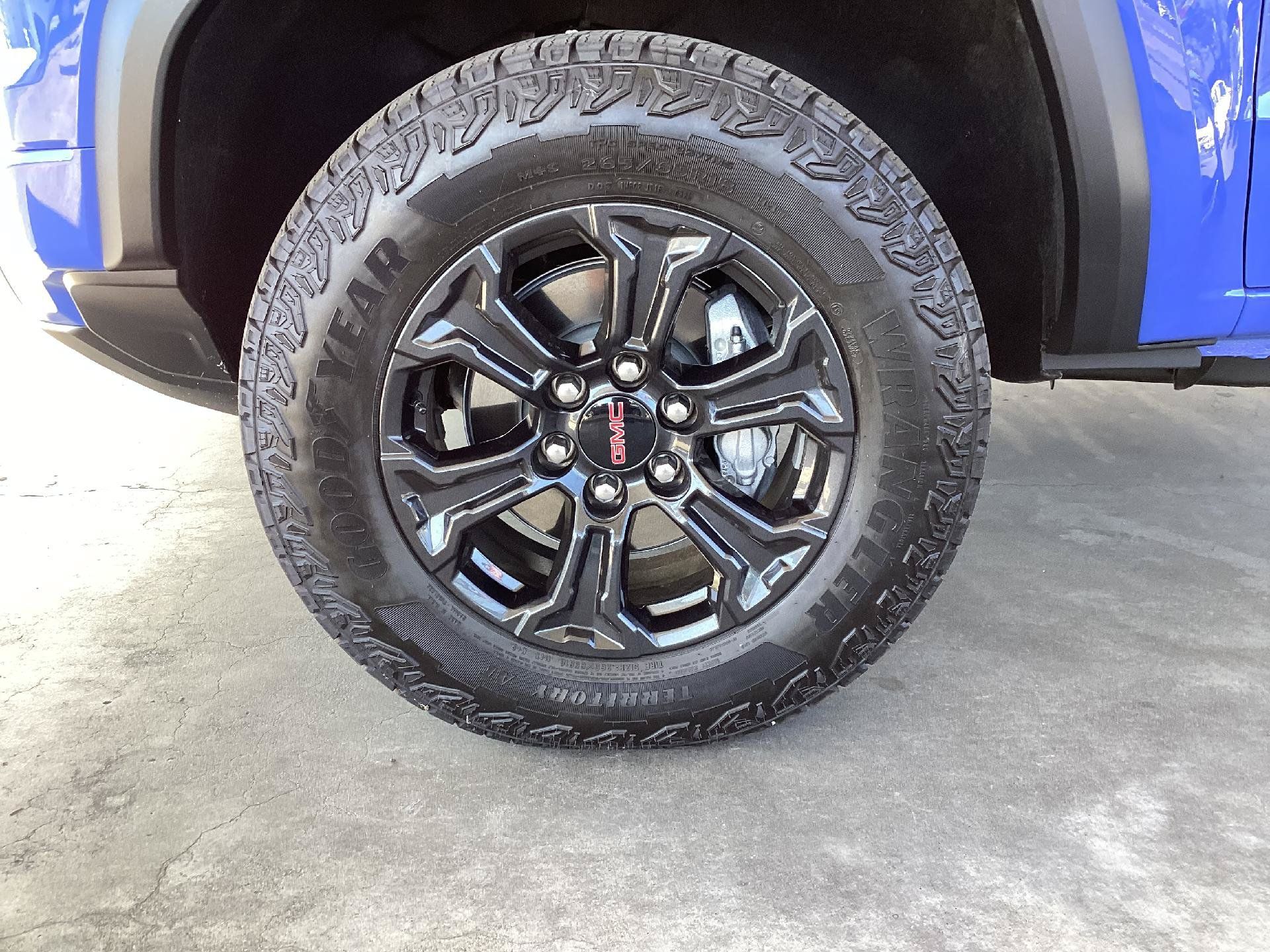 New 2025 GMC Canyon Elevation w/ Convenience Package AWD/4WD image 19