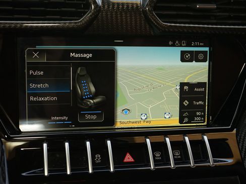 Used 2021 Lamborghini Urus Base image 29