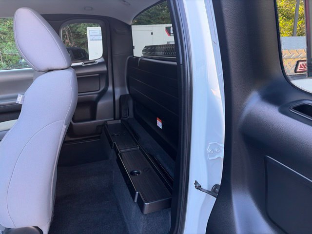 Used 2021 Toyota Tacoma SR AWD/4WD image 18