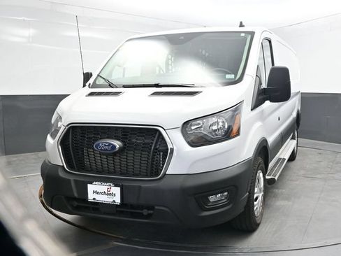 Used 2025 Ford Transit 250 Low Roof w/ Exterior Upgrade Package RWD image 2