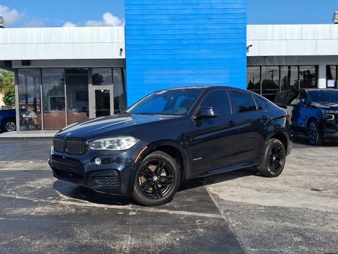 Used 2018 BMW X6 sDrive35i RWD image 2