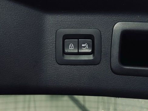 Used 2024 MAZDA CX-90 3.3 Turbo w/ Preferred Plus image 12