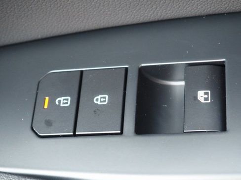 New 2026 Kia Sportage EX w/ EX Panorama Roof Package image 29