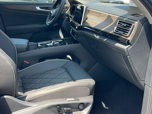 New 2025 Volkswagen Atlas SEL Premium R-Line image 34