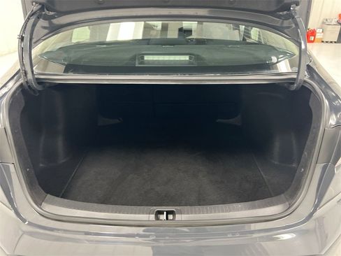 Used 2024 Toyota Corolla LE image 24