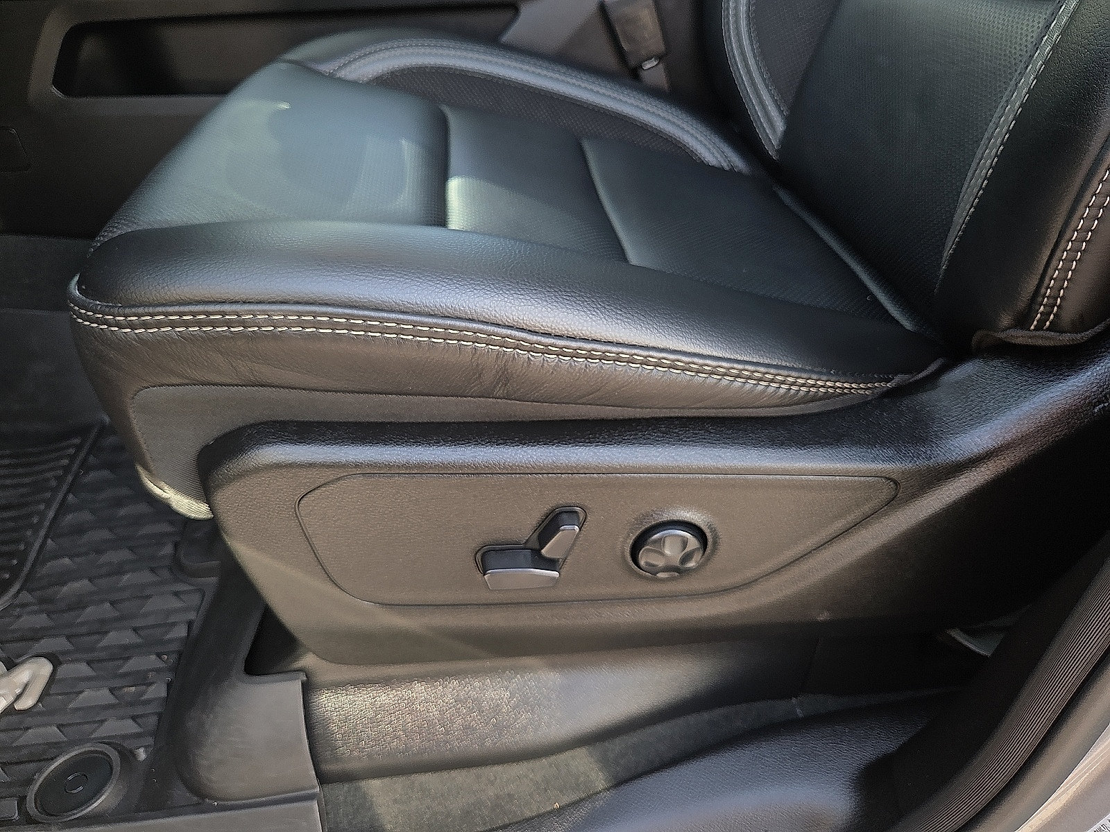 Used 2024 RAM 1500 TRX w/ TRX Level 2 Equipment Group AWD/4WD image 14