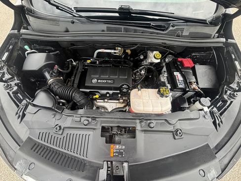 Used 2019 Buick Encore Preferred AWD/4WD image 6