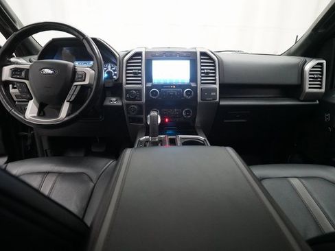 Used 2019 Ford F150 Platinum w/ Equipment Group 701A Luxury image 5