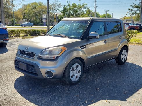 Used 2013 Kia Soul image 3