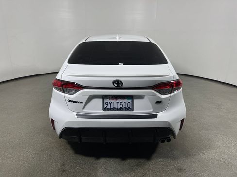 Certified 2026 Toyota Corolla SE w/ Carpet Mat Package (TMS) FWD image 4