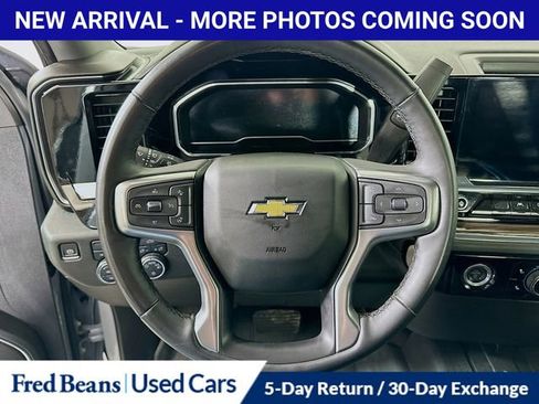 Used 2024 Chevrolet Silverado 1500 LT image 12