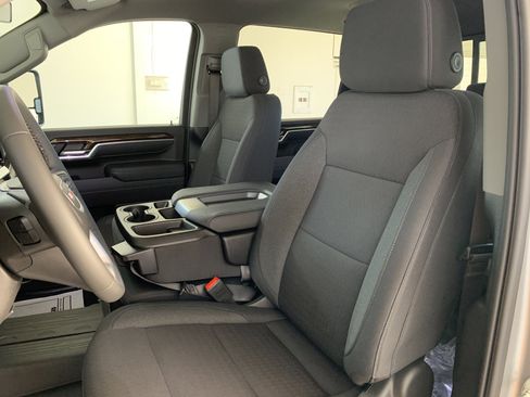 New 2026 GMC Sierra 2500 SLE image 16