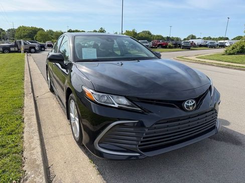 Used 2024 Toyota Camry LE FWD image 2