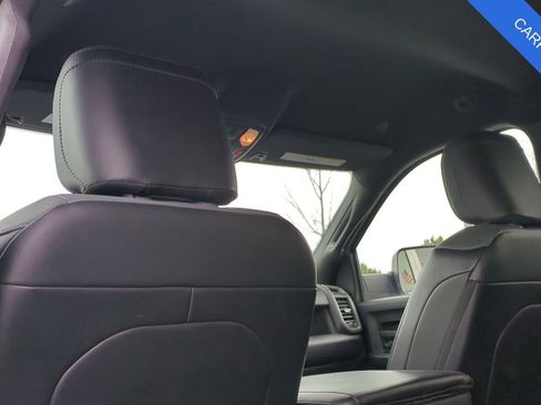 Used 2022 RAM 2500 Tradesman w/ Chrome Appearance Group image 18