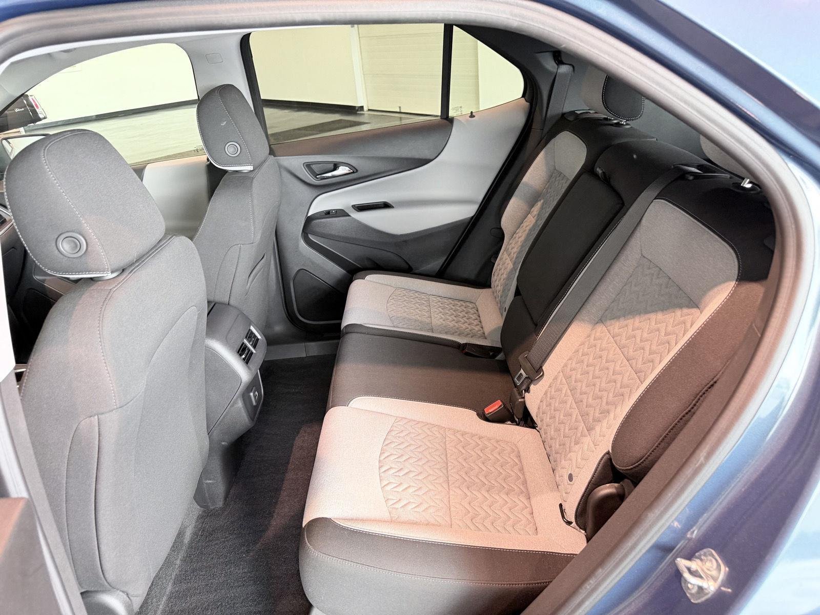 Used 2024 Chevrolet Equinox LS w/ LS Convenience Package AWD/4WD image 19
