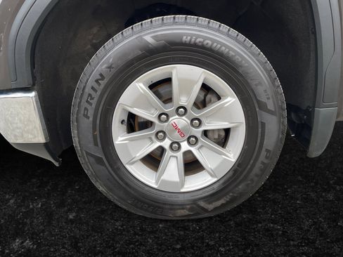 Used 2021 GMC Sierra 1500 w/ Sierra Value Package image 15