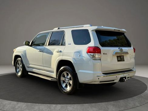 Used 2013 Toyota 4Runner SR5 image 4