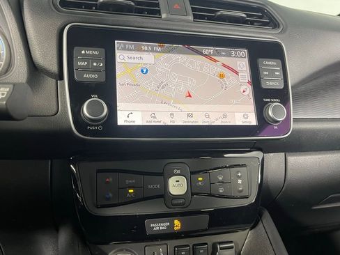 Used 2025 Nissan Leaf SV Plus image 14