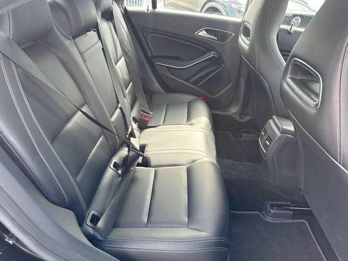 Used 2019 Mercedes-Benz CLA 250 4MATIC image 26