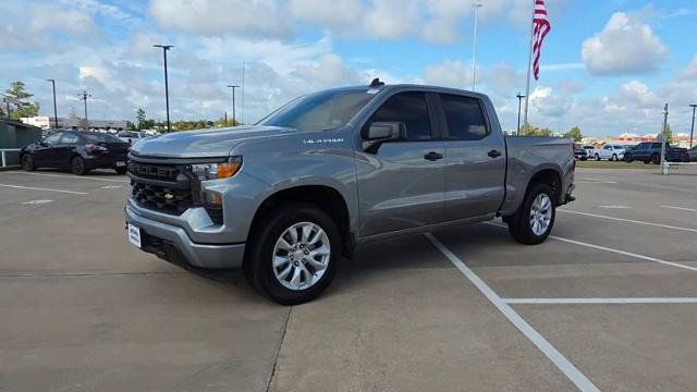 Certified 2025 Chevrolet Silverado 1500 Custom AWD/4WD image 4