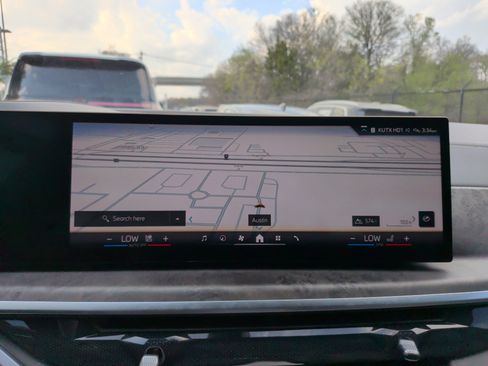 Certified 2024 BMW X5 sDrive40i w/ Parking Assistance Package image 17