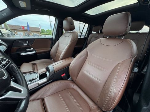 Used 2020 Mercedes-Benz GLB 250 4MATIC image 22
