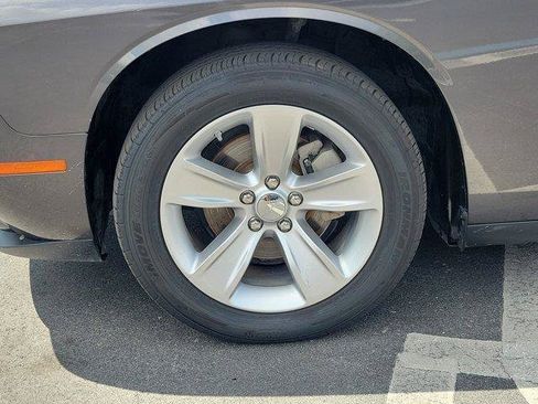 Used 2023 Dodge Challenger SXT RWD image 8