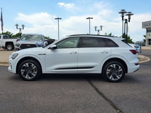 Used 2021 Audi e-tron Premium w/ Convenience Plus Package AWD/4WD image 7