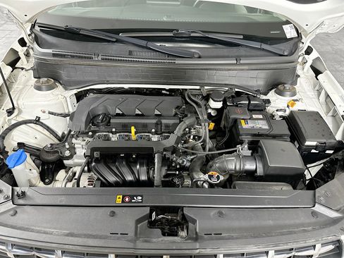 Used 2022 Hyundai Venue SEL w/ Cargo Package image 32