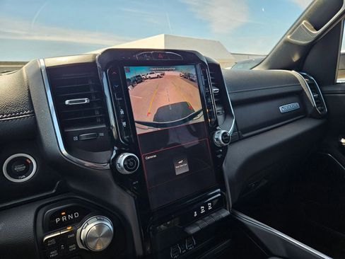 Used 2025 RAM 1500 Laramie AWD/4WD image 17